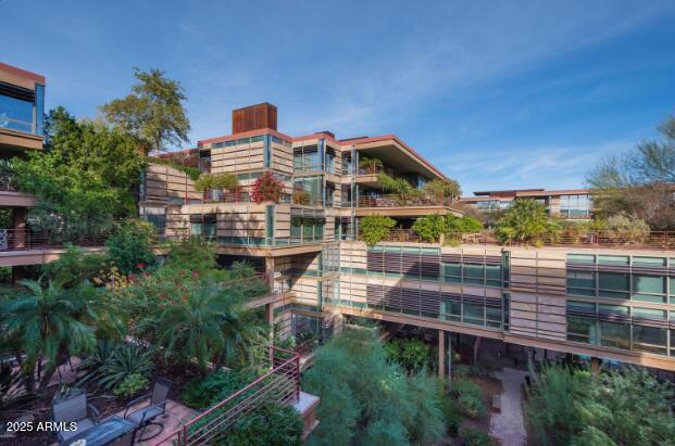 7157 E Rancho Vista Dr Scottsdale, AZ 85251