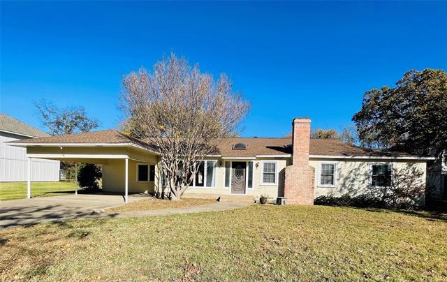 5000 Barbara Rd River Oaks, TX 76114
