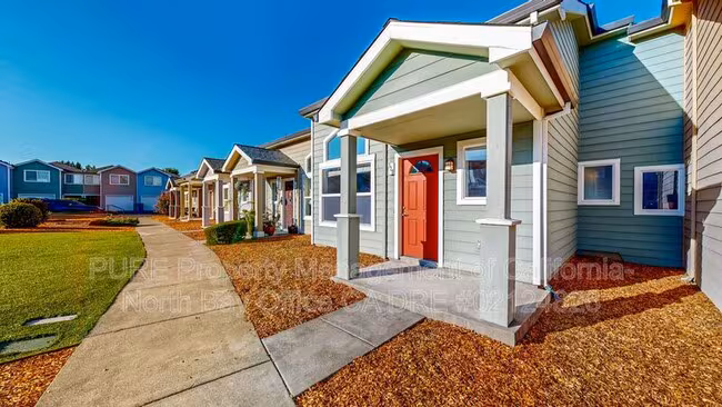 120 Treadway Ct Cloverdale, CA 95425