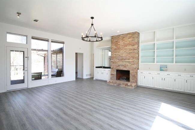 16933 Davenport Court