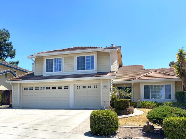 864 Gregory Court