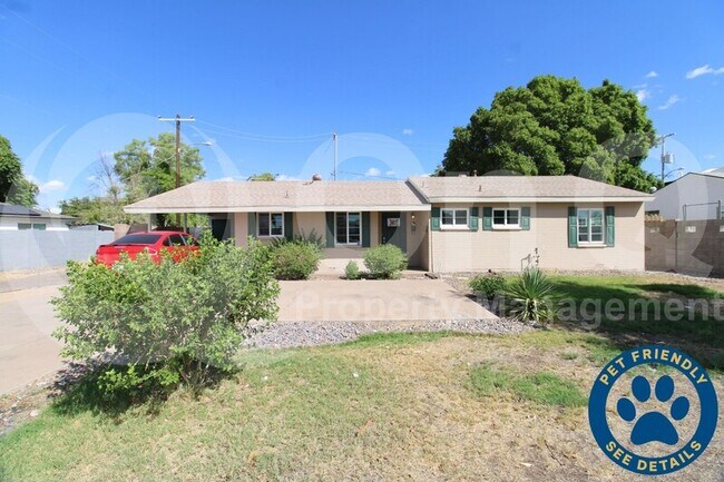 916 E Bethany Home Rd Phoenix, AZ 85014