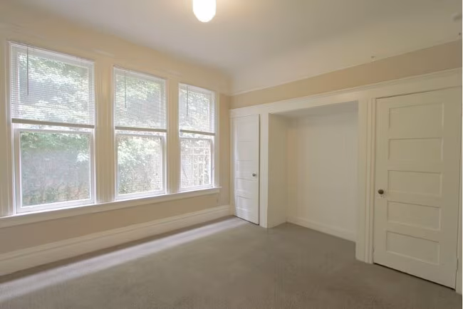 1346 Pine