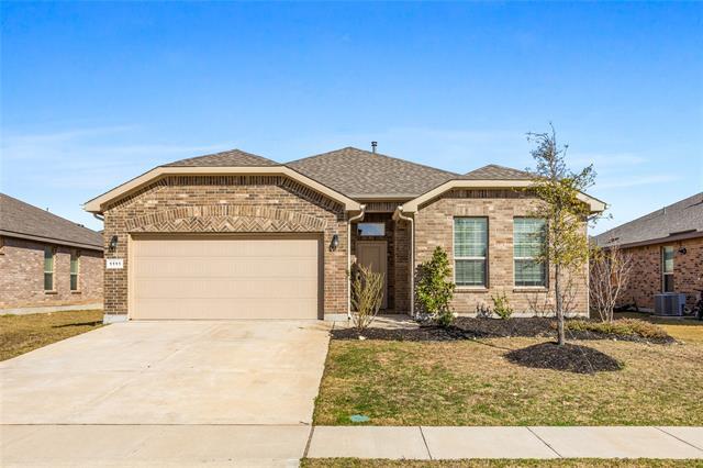1111 Burlingame Dr Cleburne, TX 76031