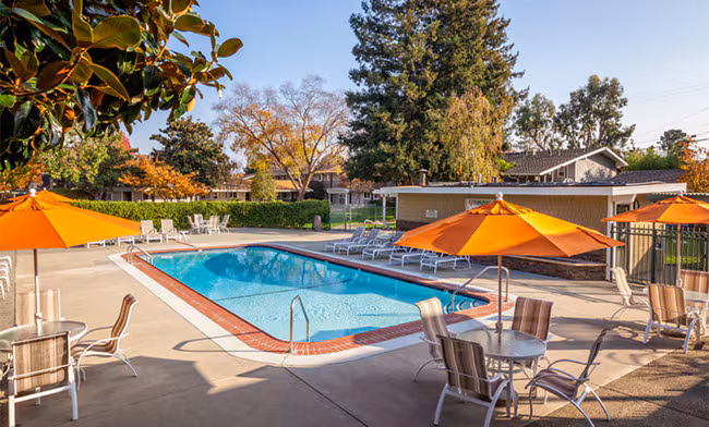 Parkwood Apartments