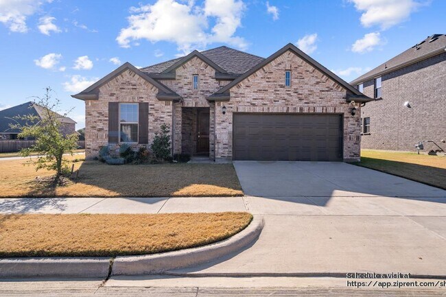 2900 Long Slope Rd Arlington, TX 76001