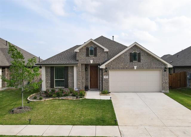 809 Woodview Ct Anna, TX 75409