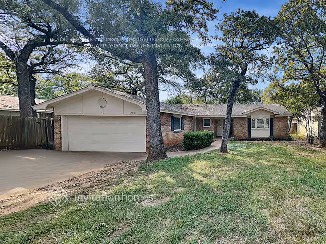 2815 Norwood Lane