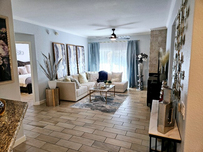 3236 E Chandler Blvd Phoenix, AZ 85048