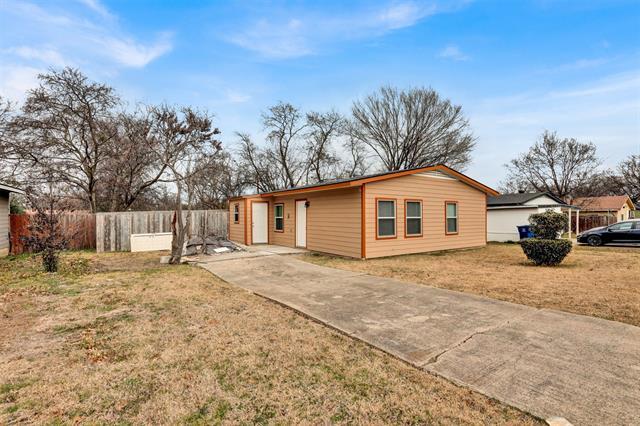 219 Loma Dr Garland, TX 75040