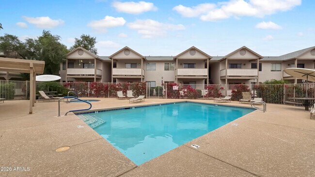 616 S Hardy Dr Tempe, AZ 85281