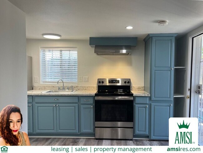 1671 11th St Oakland, CA 94607