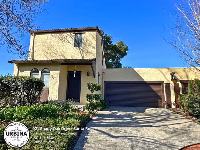 Shady Oak Dr Santa Rosa Townhouse
