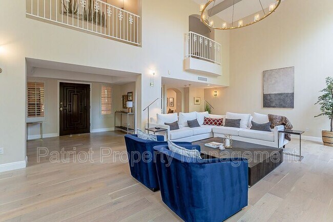 8602 East Vista Del Lago