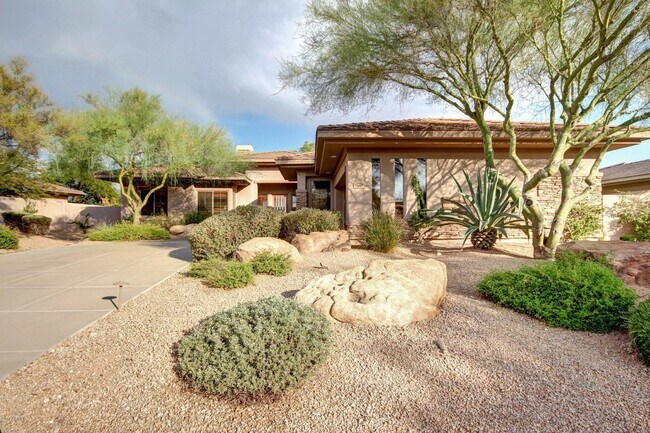 7395 E Brisa Dr Scottsdale, AZ 85266