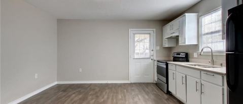 204 Hall St Elgin, TX 78621
