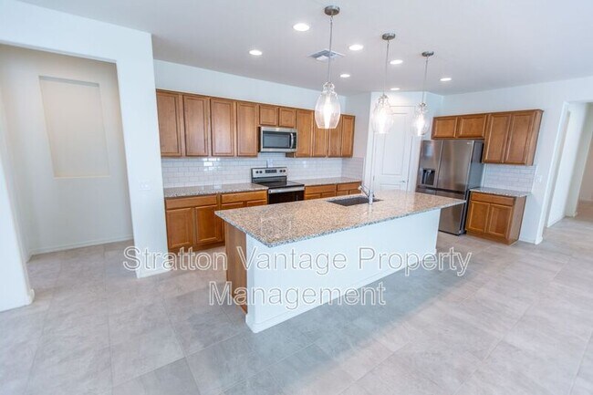 5866 N 86th Ln Glendale, AZ 85303