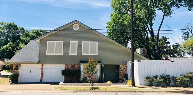 3013 Carolyn Court