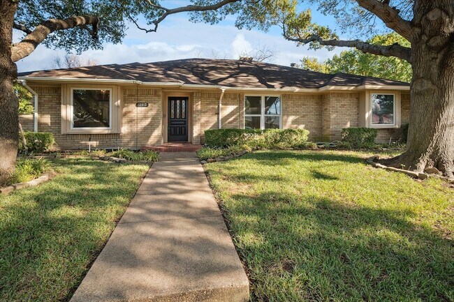 12612 Whispering Hills Drive