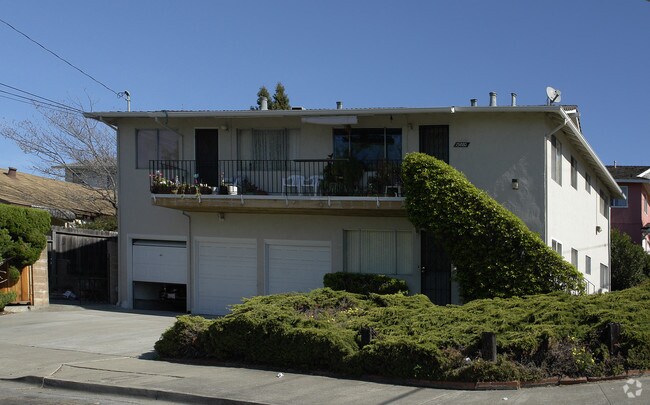 15880 Marcella St San Leandro, CA 94578