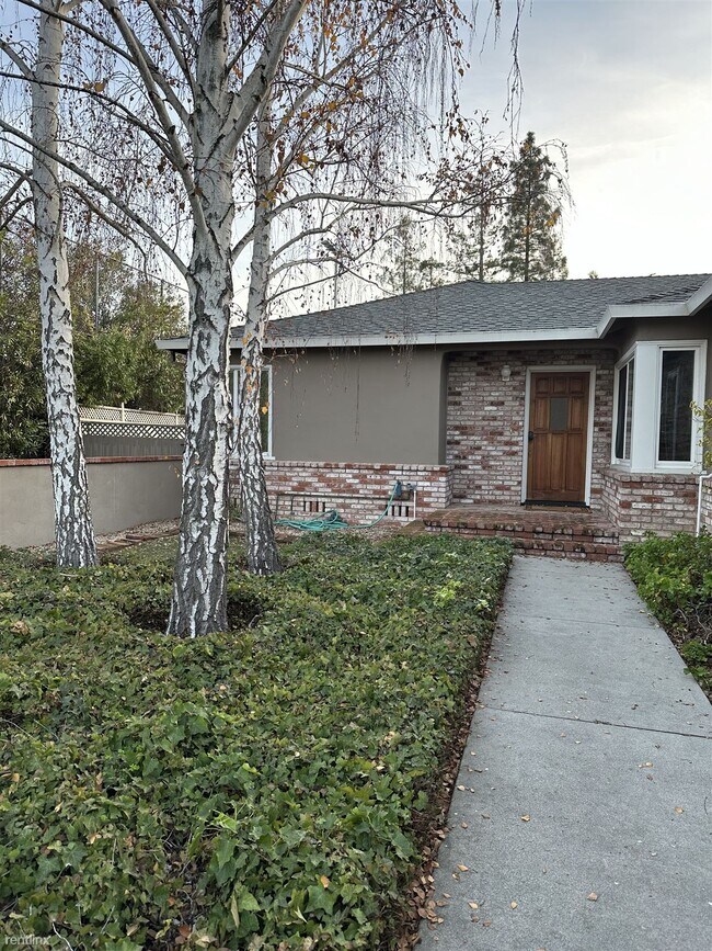 2180 Alameda de las Pulgas