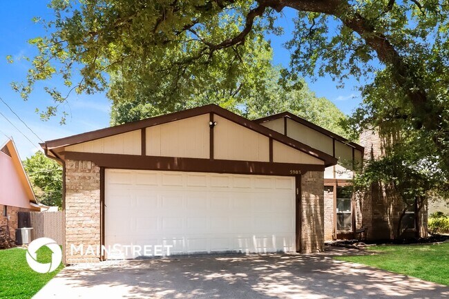 5903 Cameron Dr Arlington, TX 76017