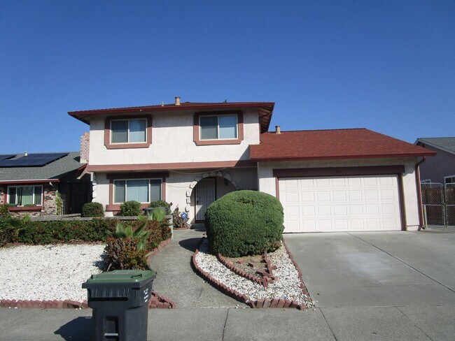 812 Briarwood Ct Fairfield, CA 94533