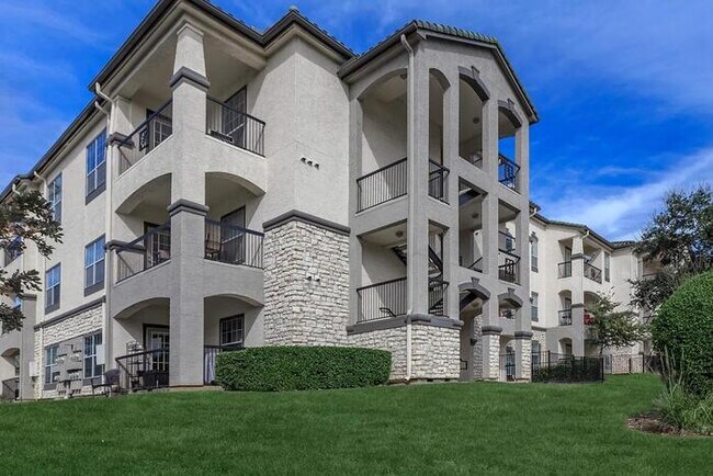 3400 Ranch Rd 620 S Bee Cave, TX 78738