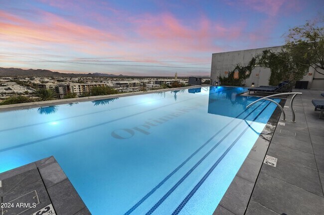 7180 E Kierland Blvd Scottsdale, AZ 85254