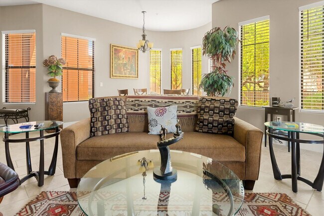 15550 S 5th Ave Phoenix, AZ 85045