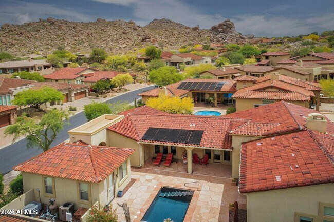 7439 E Camino Rayo De Luz Scottsdale, AZ 85266
