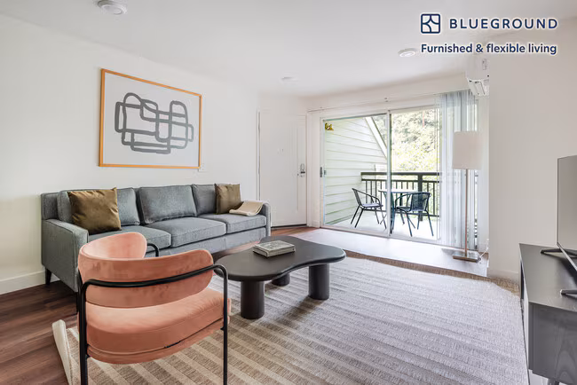 141 Saratoga Ave Santa Clara, CA 95051