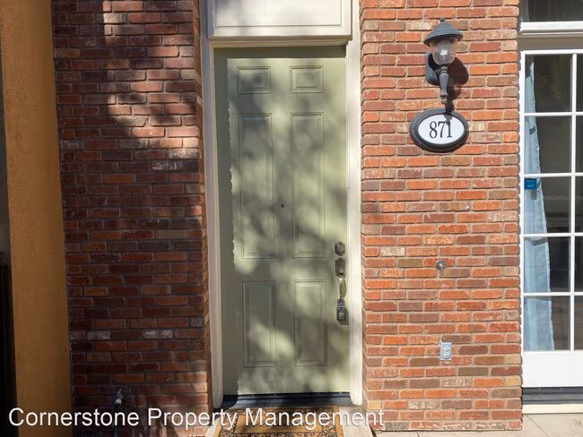 871 Georgetown Place