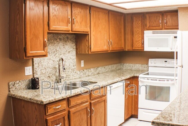 2146 W Isabella Ave Mesa, AZ 85202
