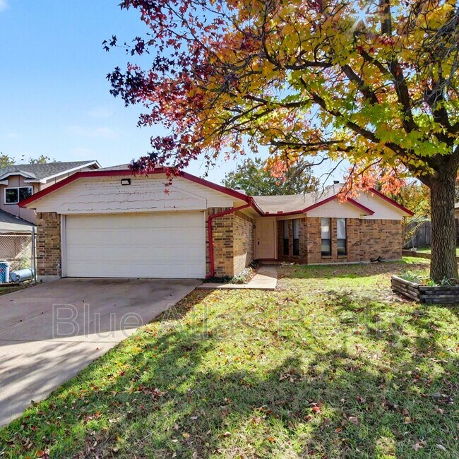 1009 W Hills Terrace Fort Worth, TX 76179