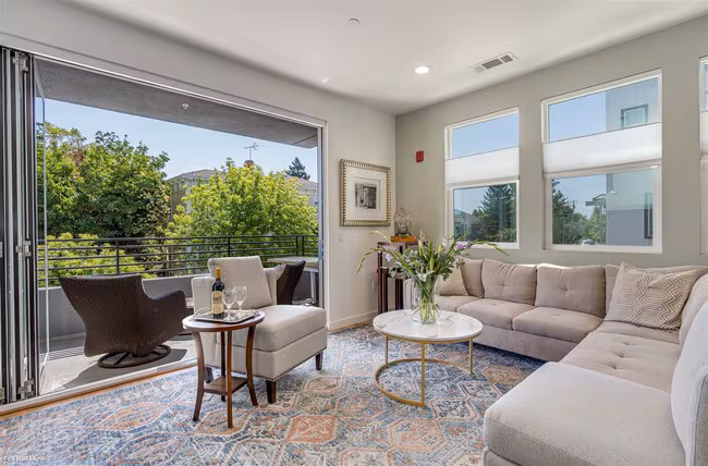 1655 2nd St Napa, CA 94559