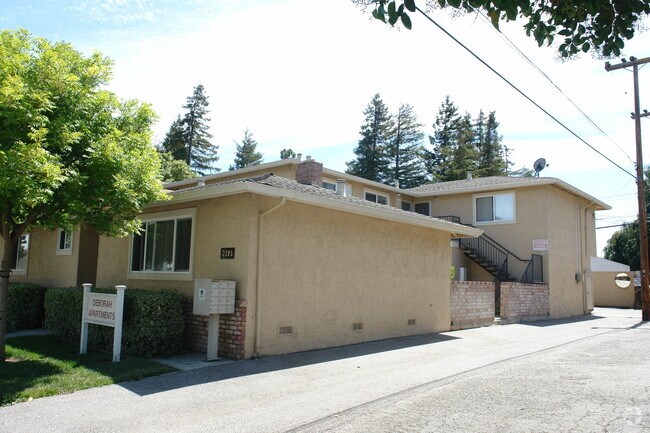 2256 Deborah Dr