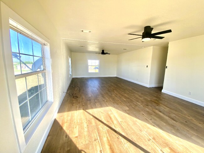 415 Mostyn Ln San Marcos, TX 78666