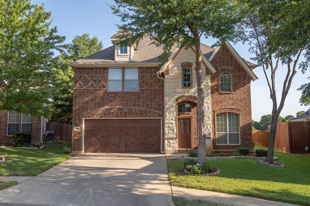 910 Waterside Drive