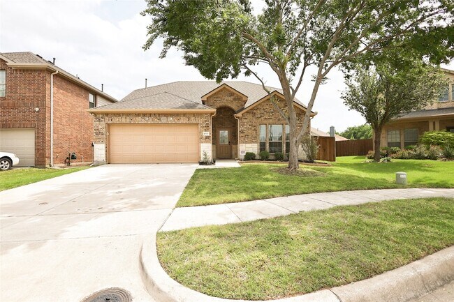 9717 Mulligan Dr McKinney, TX 75072