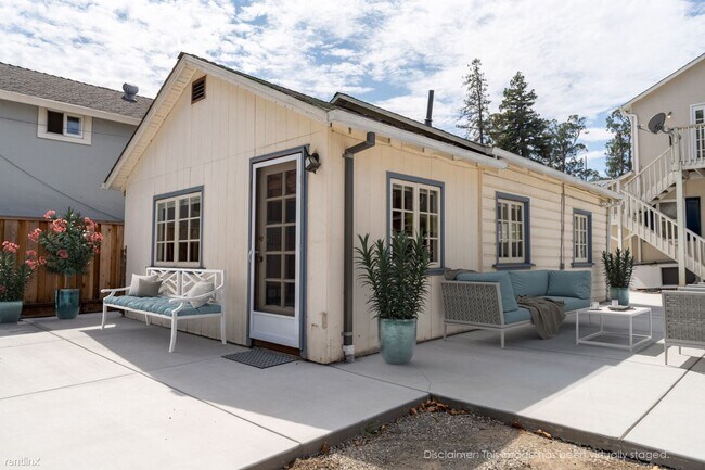736 Linden Avenue