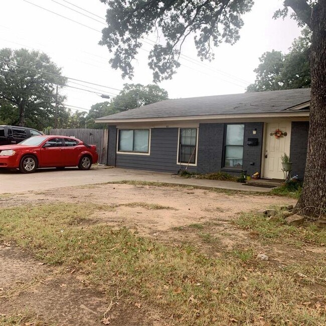 1625 Woodcrest Drive