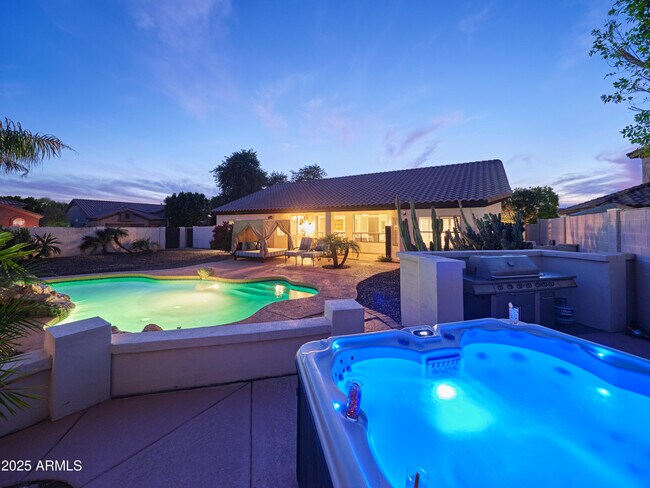 17237 N 52nd St Scottsdale, AZ 85254