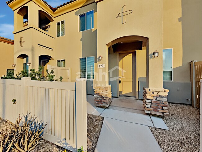 Las Piedras Townhomes