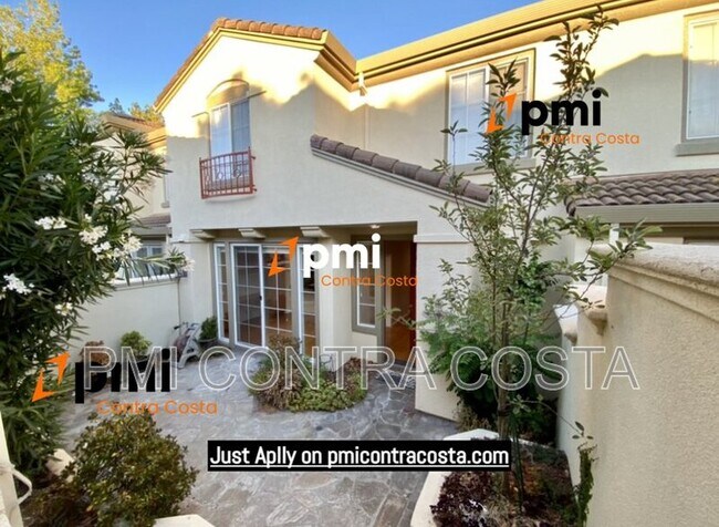 22264 East Lyndon Loop