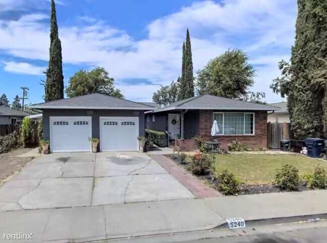 5240 Norma Way