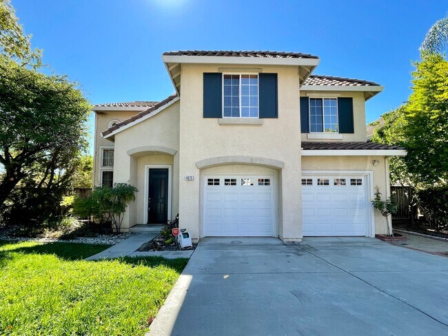 Gorgeous, Spacious 5 Bedroom 3 Bath Evergreen Gem