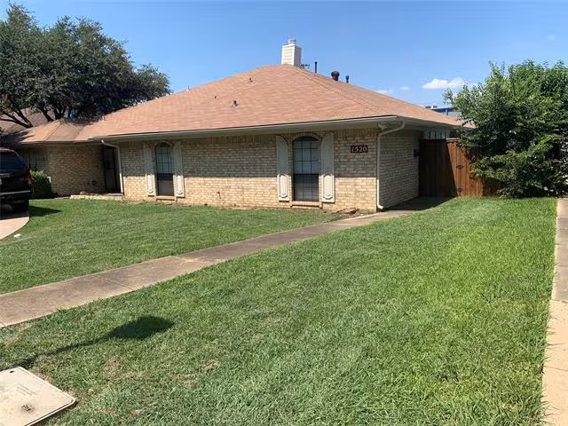 1520 Parkside Drive