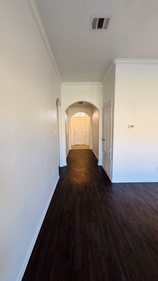 112 Hendelson Ln Hutto, TX 78634