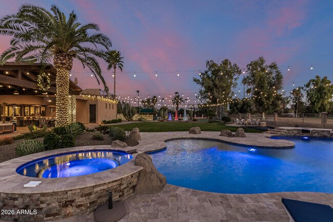 5821 E Cactus Rd Scottsdale, AZ 85254